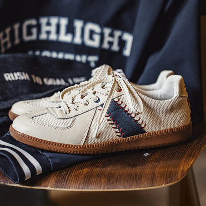 Retro German Trainer
